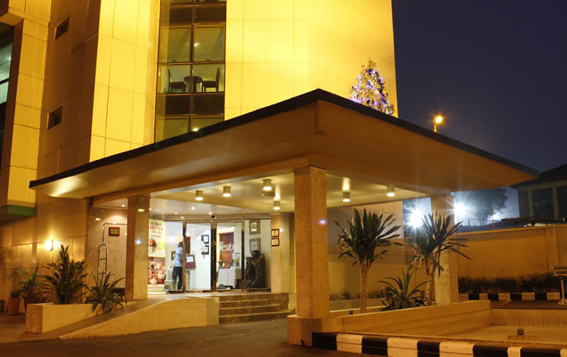 Westown Hotel Lagos Ngoại thất bức ảnh